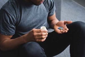 man in need of a Painkiller Addiction Treatment Program